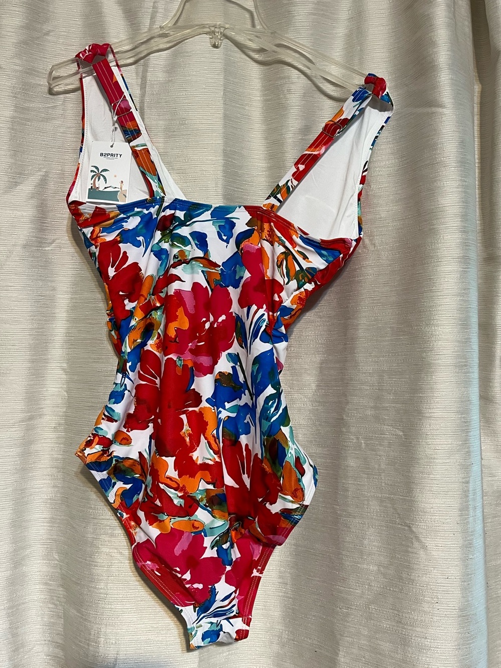 NWT Size M B2prity One Piece floral V Neck Swimsuit with tummy control - Picture 4 of 10